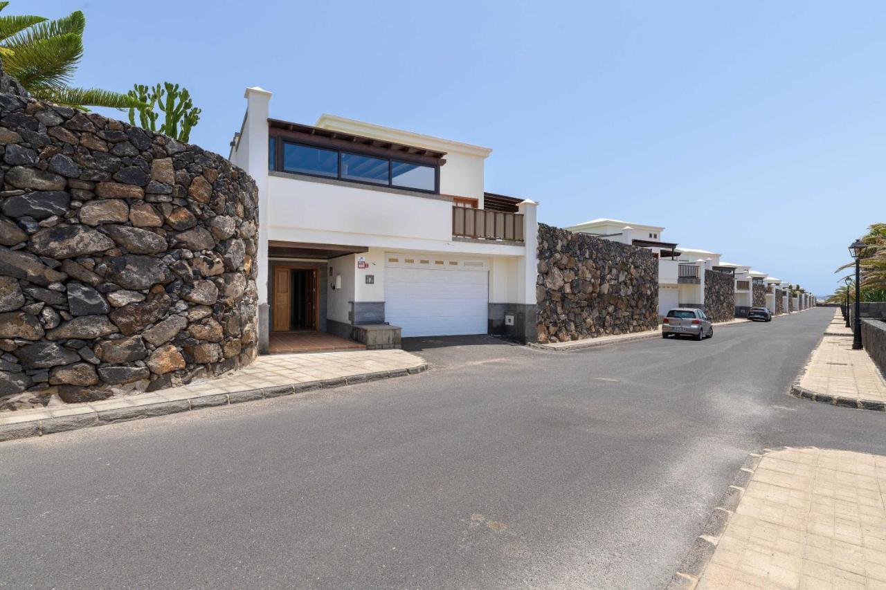 Villa Esterlicia Playa Blanca  Exteriör bild