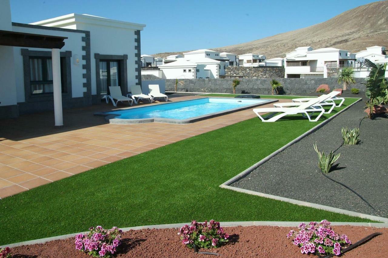 Villa Esterlicia Playa Blanca  Exteriör bild