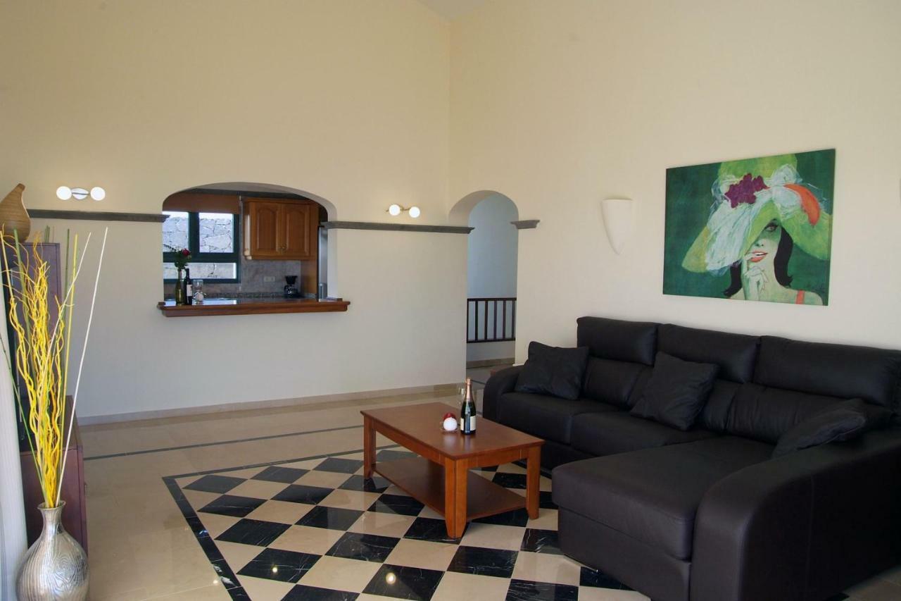 Villa Esterlicia Playa Blanca  Exteriör bild